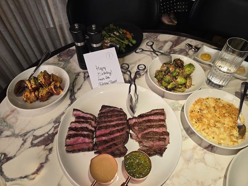 Fatcow on James St photo 4